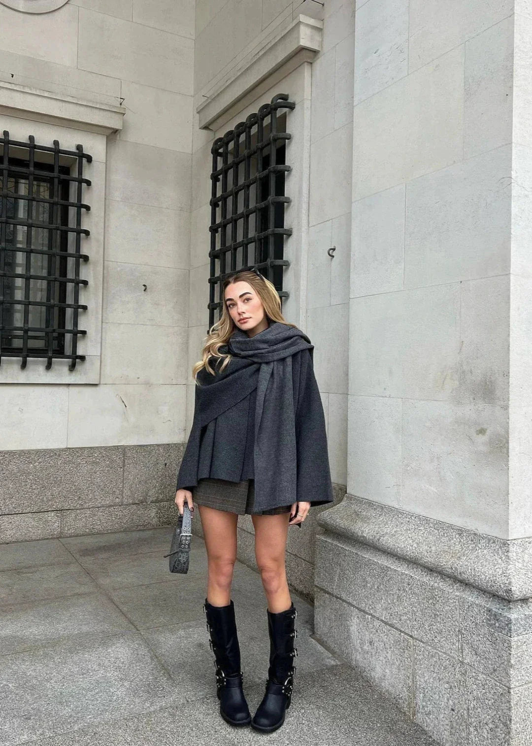 Madeleine | Veste Cape Élégante