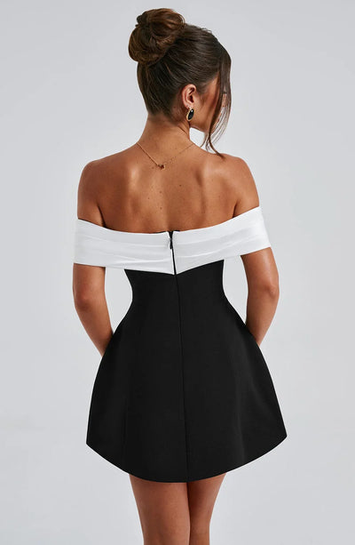 Noir Bloom | Robe Mini Élégante